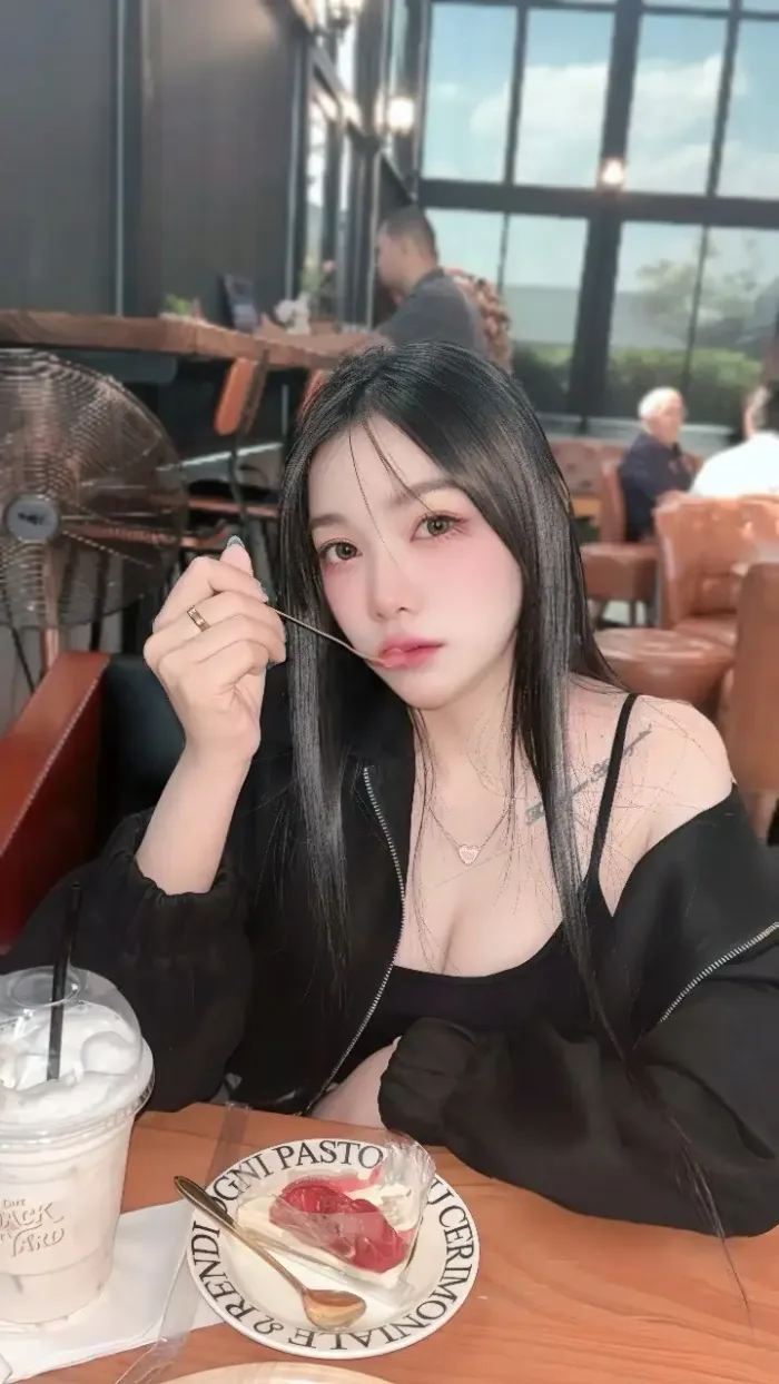 台北定點茶-林小薇